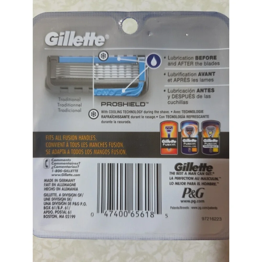 Gillette Fusion5 ProShield Chill Men's Razor Blades - 2 Pack